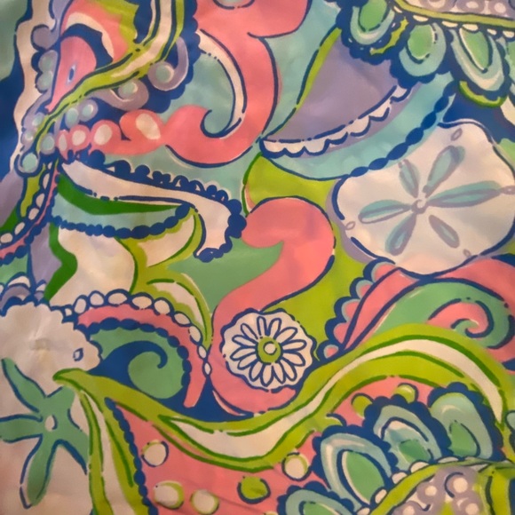 Lilly Pulitzer Silk Sarina Top in Conch Republic. Silk Size S - Picture 5 of 9